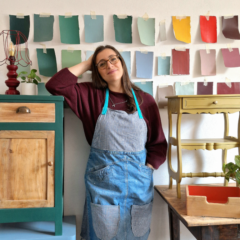 Eleonora fondatrice di mobiletti, si occupa di restyling e redesign di mobili vintage.